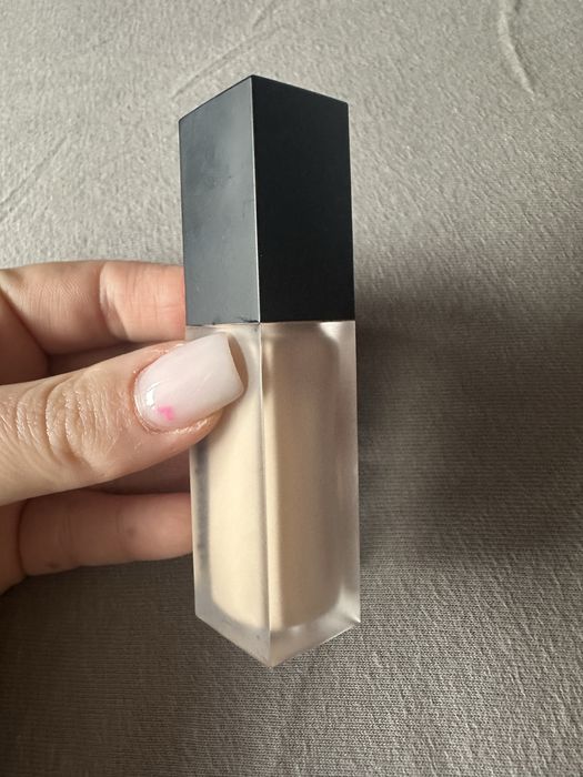 Korektor huda beauty cotton candy korektor cotton candy huda beauty