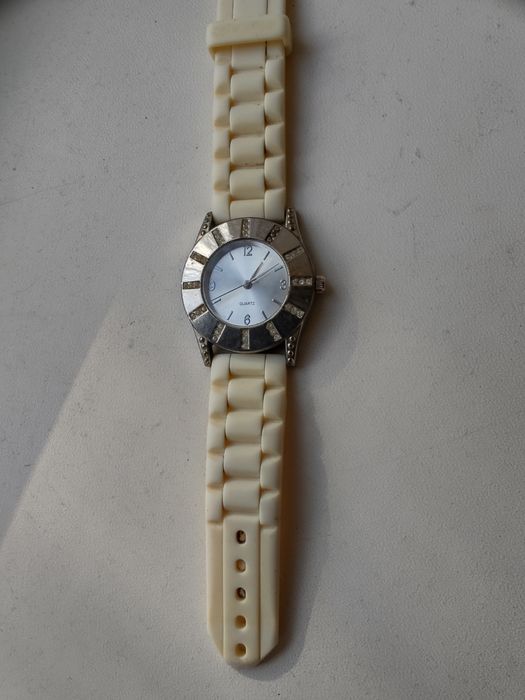 Жіночі часи Eternal Lowe