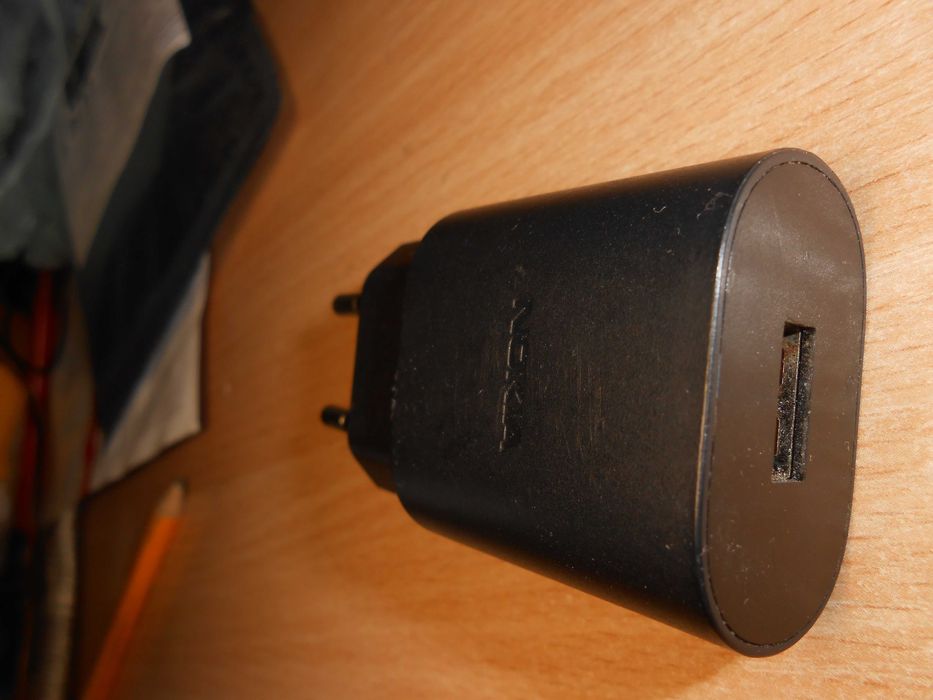 Зарядное устройство Nokia USB CH-21E, 2000 мА