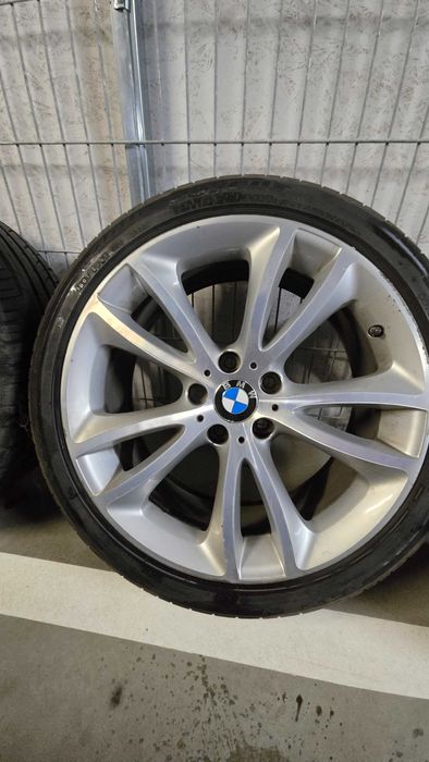 Kola BMW 245/40/19 Lato