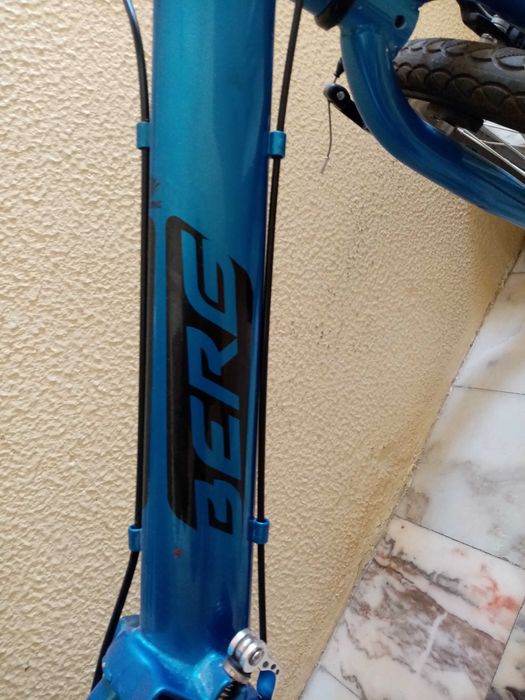 Vendo uma bicleta dobrável