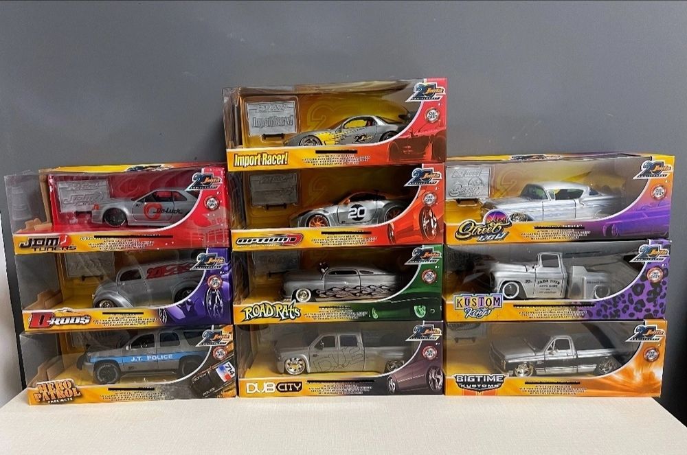 Модели авто Jada, 1/24 масштаб, серия 20летия Jada