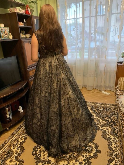 Плаття вечірнє. Нове