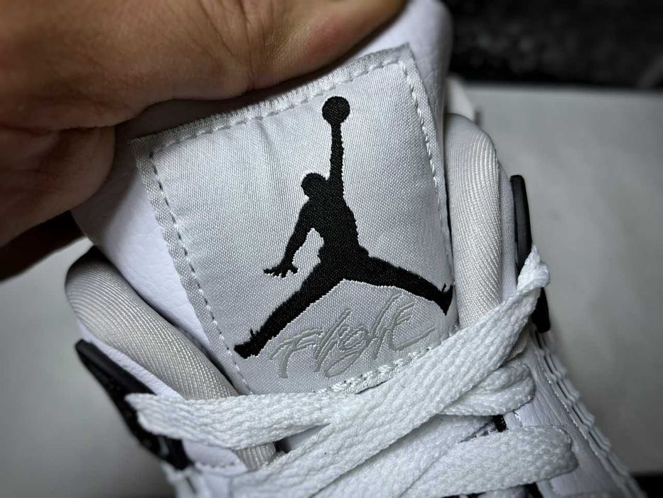 Jordan 4 military black