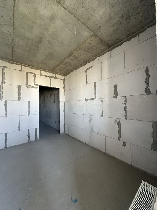 Продам квартиру студию Акварель 2
