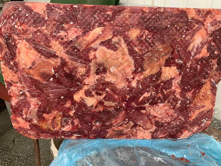 Говядина  высший, первый и второй сорта от тонны,