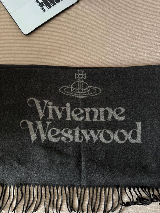 scarf vivienne westwood
