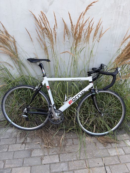 Rower szosowy Ferrus Racing CR3.SL | Carbon Bianchi | Shimano Ultegra & 105