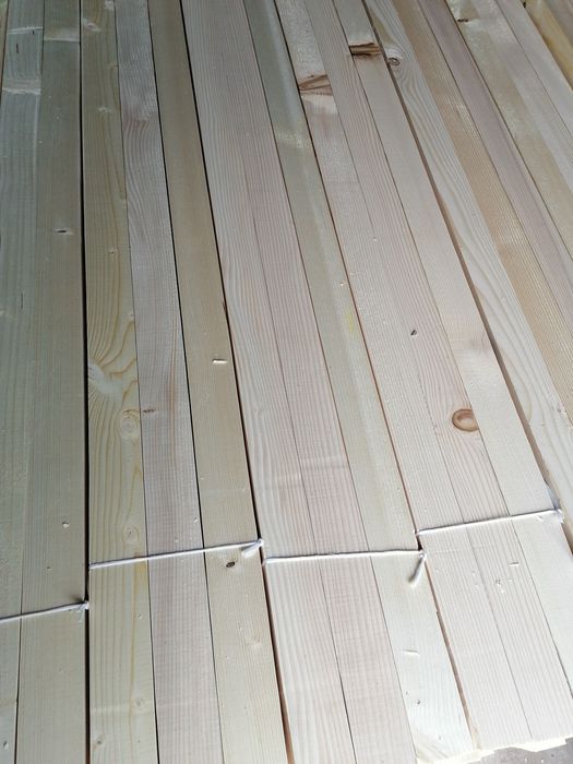 Дерев'яна вагонка та комплектуючі.