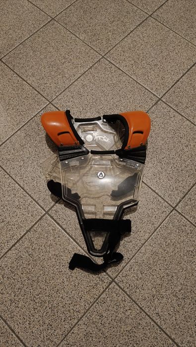 Protetor de peito, costas e ombros