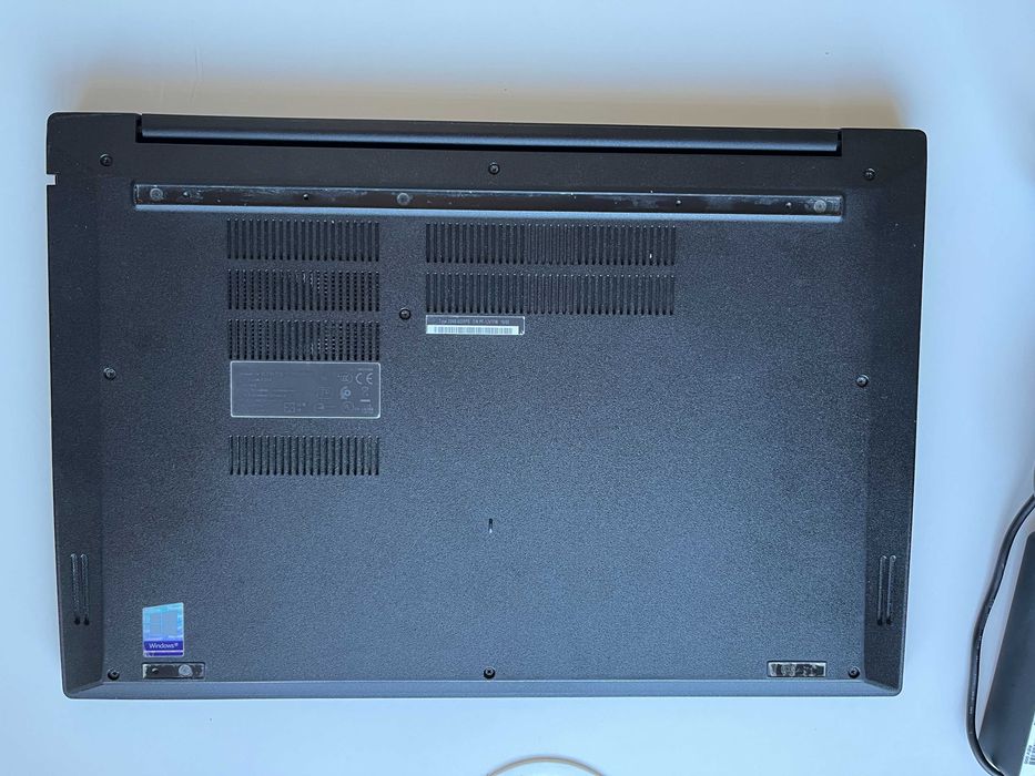 Lenovo ThinkPad E590 | i3-8Gen | 8GB RAM | 240GB SSD | FullHD