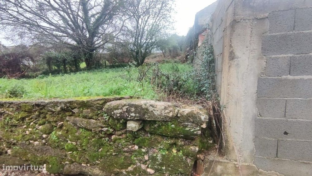 Terreno urbano em São João da Madeira — S. João Da Madeira, Aveiro
