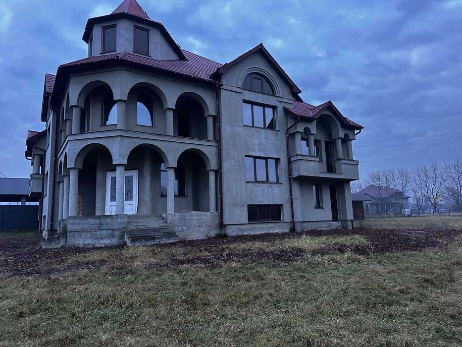 Продаж дому у Солотвино