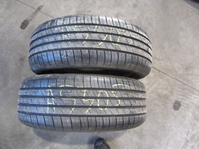 Goodyear efficientgrip performance 215/55/17