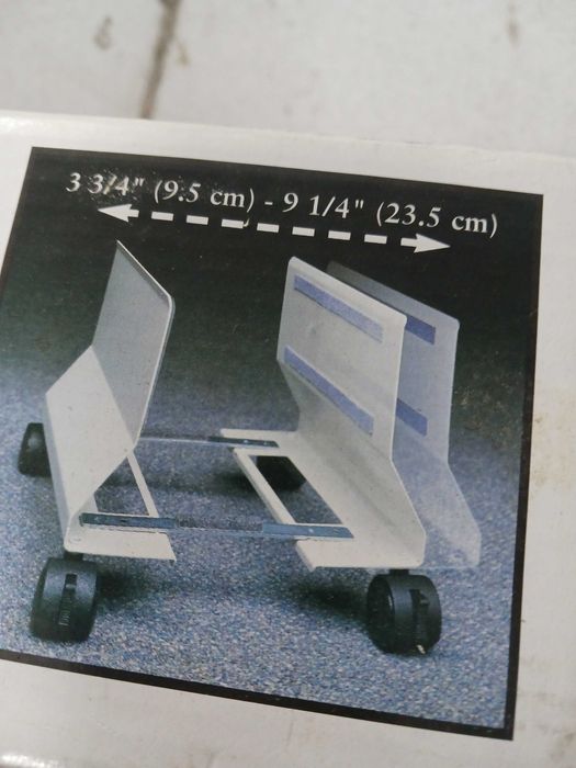 Adjustable PC Base with Wheels64172210240643121