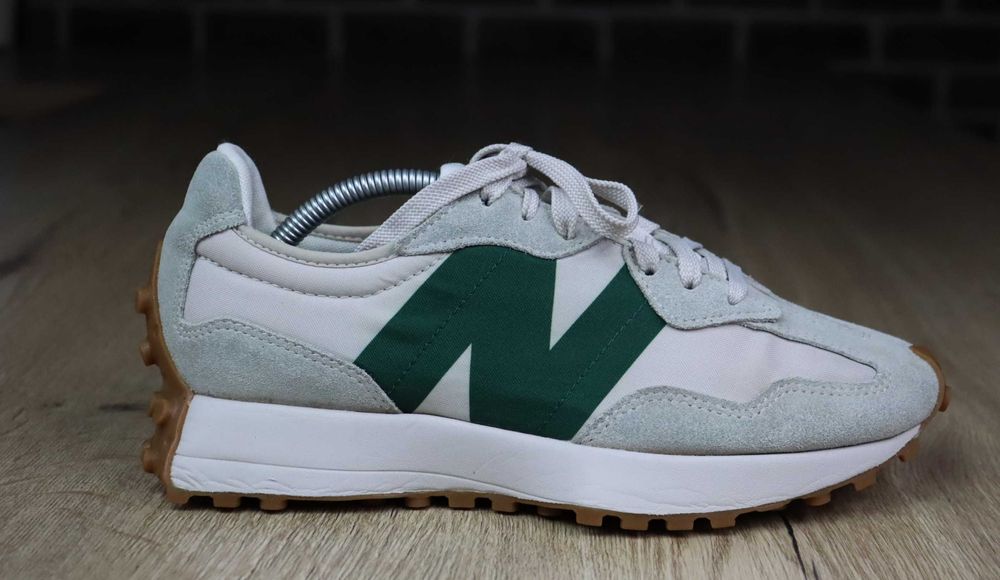 New Balance 327 damskie sneakersy 38,5 ( 25,5 cm)