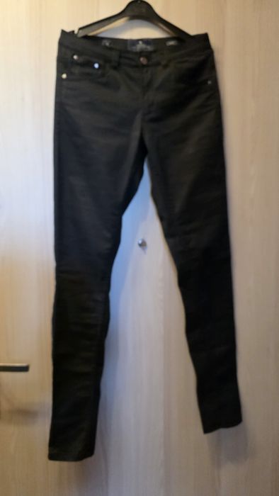 Spodnie czarne skinny rozm.38 Medicine
