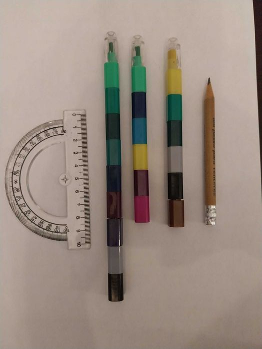 Lote material escolar, transferidor, lápis de cartão e lápis de cera