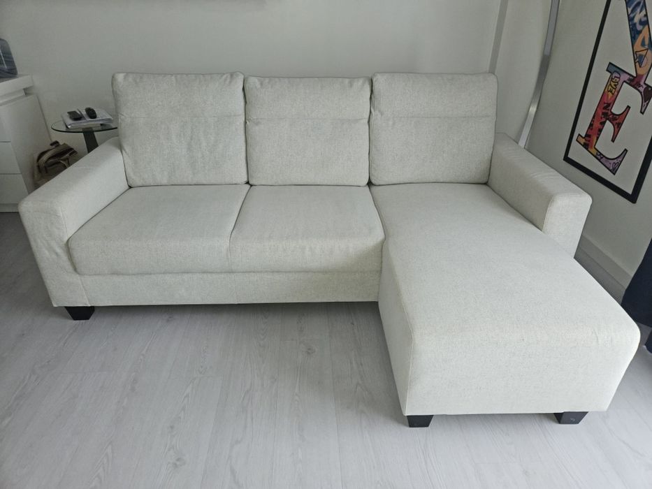 Sofá com chaise longue