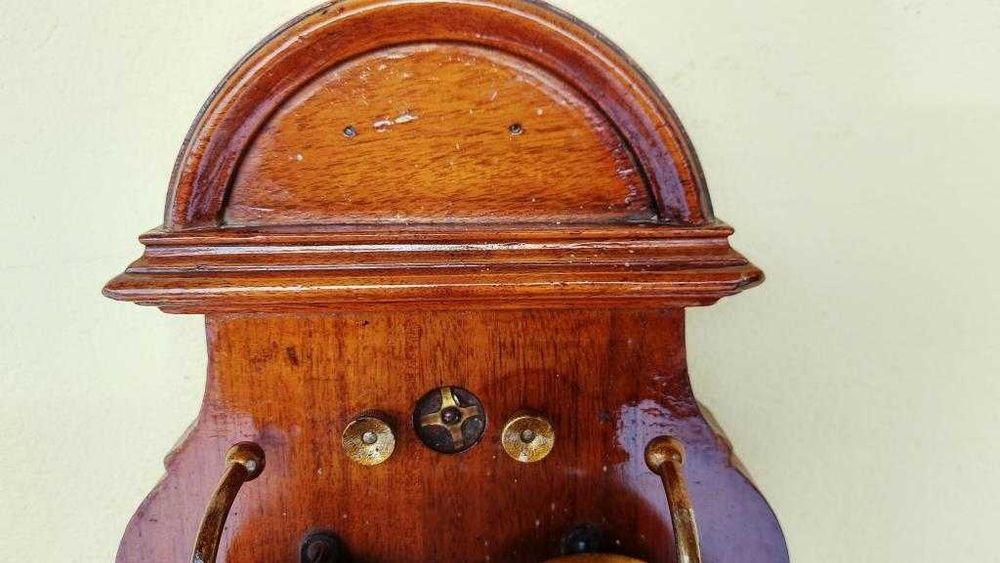 Stary telefon wiszący norweski 1910 r. nr 48A