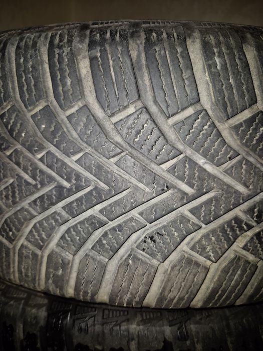 Зимние шины Sailun Ice Blazer R16 215 60