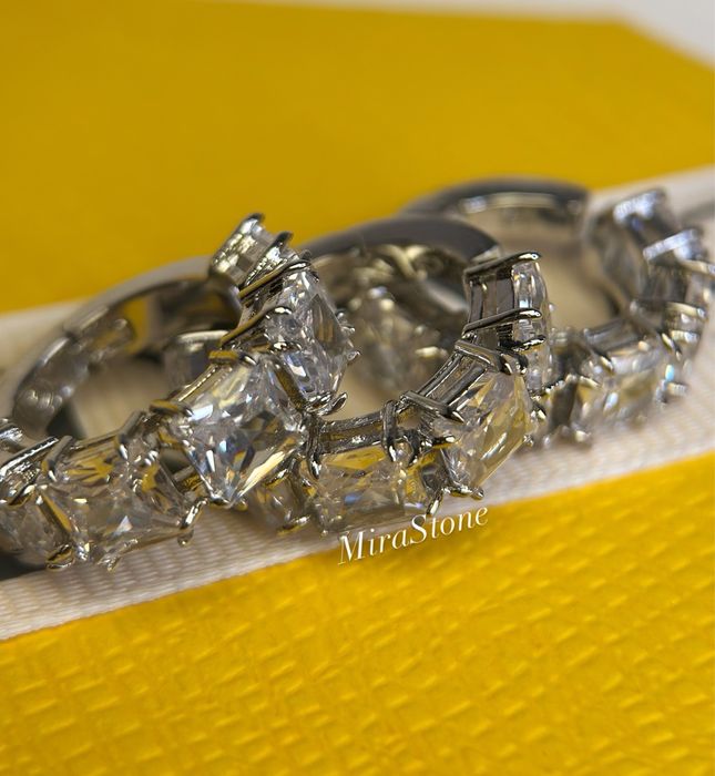 Кафи з кристалами в стилі Swarovski