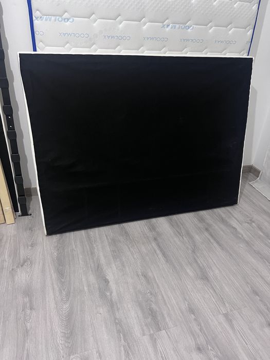 Cama de casal branca
