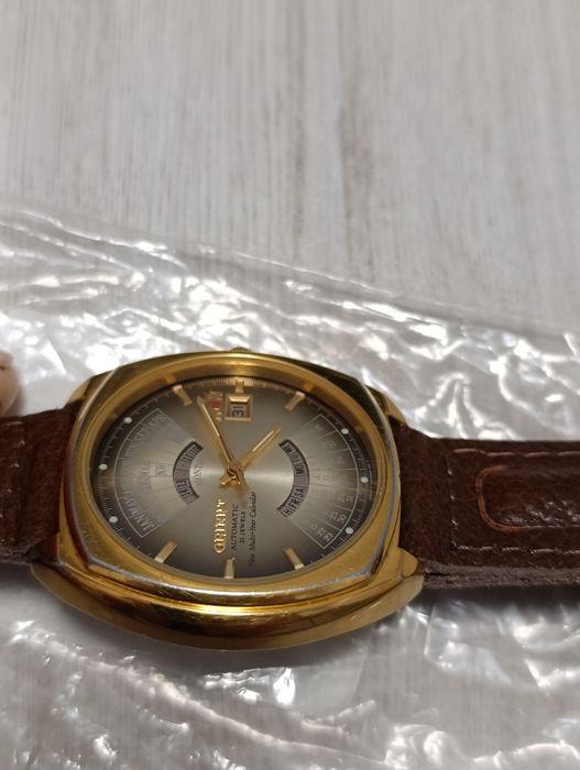 Японський годинник Orient College