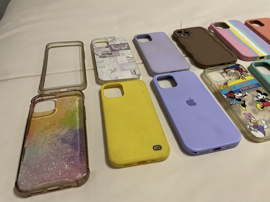 Varias capas a 3€ cada uma para iphone 12/ pro