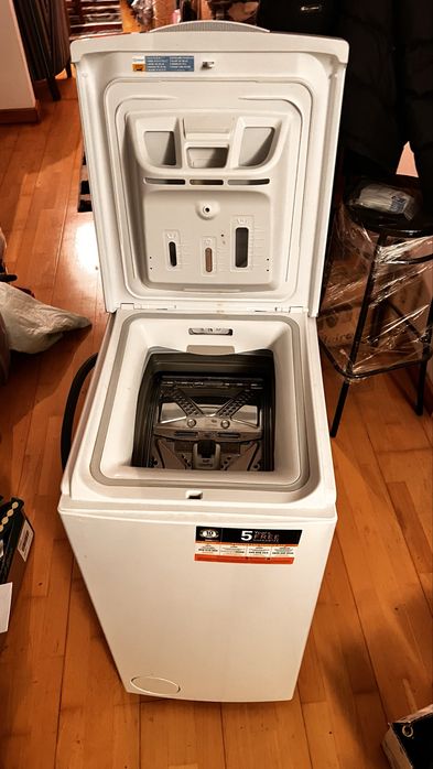 Maquina de lavar roupa smi- nova marca indesit
