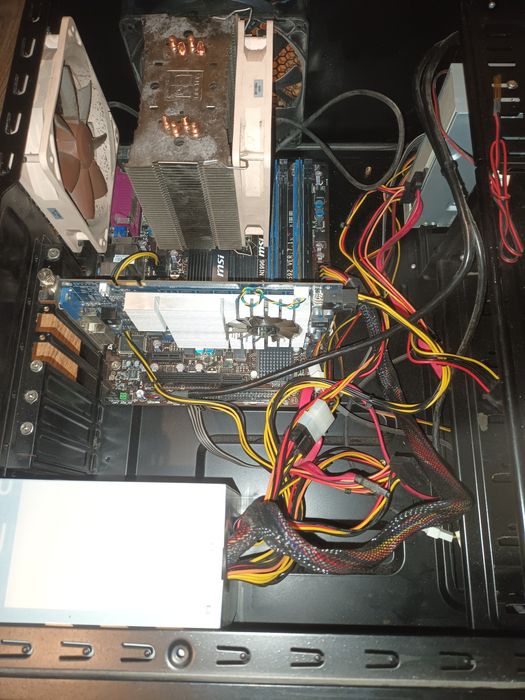 Komputer stacjonarny