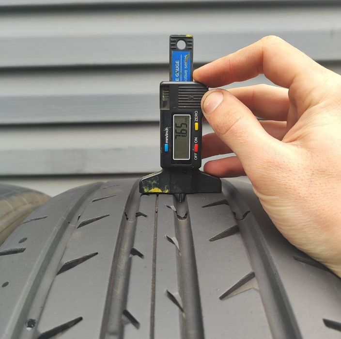 Пара літніх шин Toyo 225/55 R18 001871
