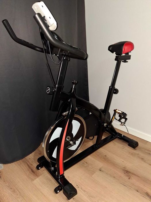 Stationary Bicycle474286907646945281