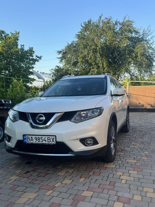 Nissan  X-trail 2016