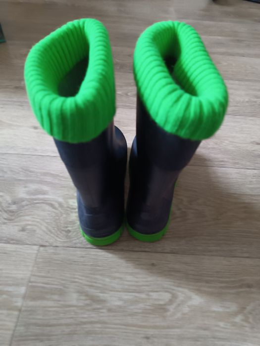 Продам дитячі резинові чоботи