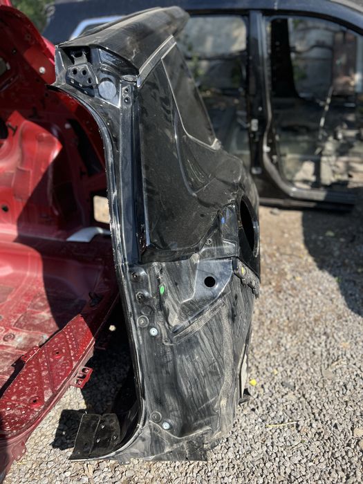 Четверть задня права Nissan Rogue t33