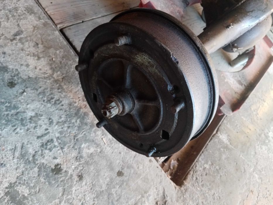 Продам задний мост в сборе на Москвич 401