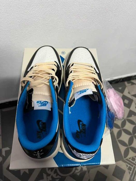 Jordan 1 Retro Low OG SP Fragment x Travis Scott R.38