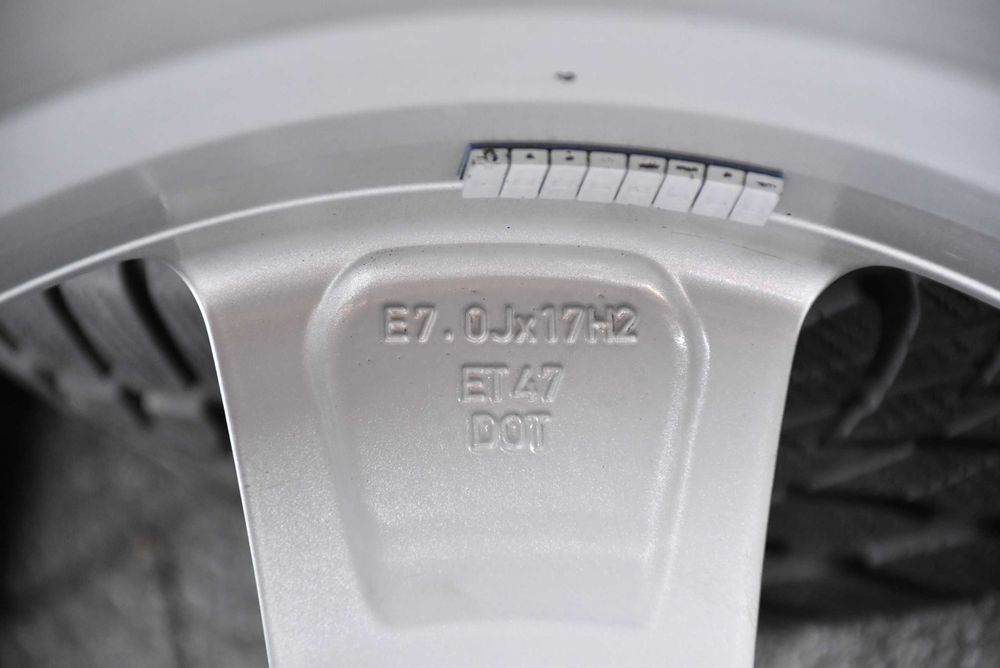 OEM Felgi AUDI A3 8P 8V A4 B5 B6 B7 Q2 VW Golf Passat T-Roc Seat Leon Skoda Octavia 17"