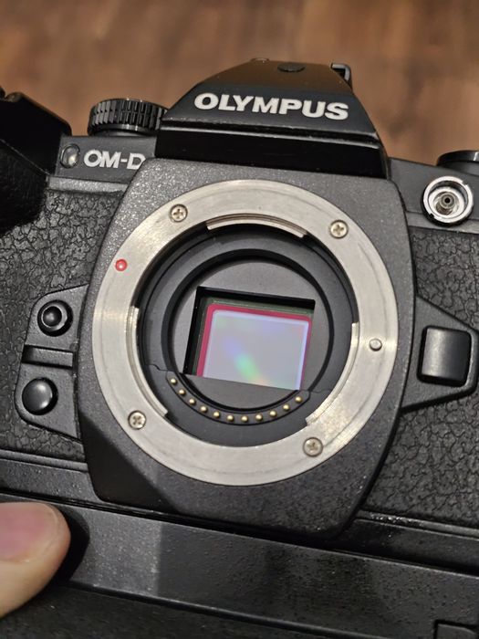 Olympus OMD EM1 komplet 4 baterie stan bdb