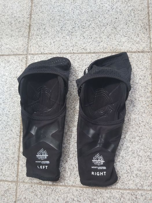 Cotoveleiras Leat semi novas downhill, enduro,  motocross