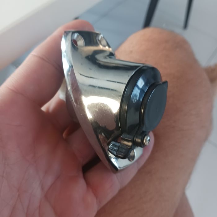 Gniazdo lampy nawigacyjnej 360°do łodzi jachtu  Osculati