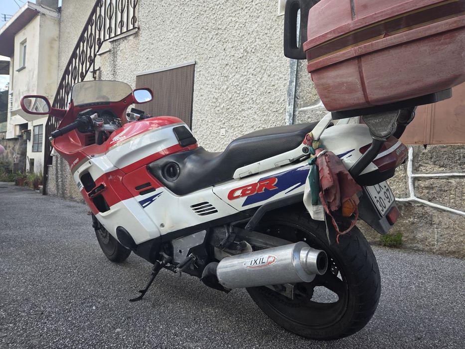Honda Cbr 1000f.