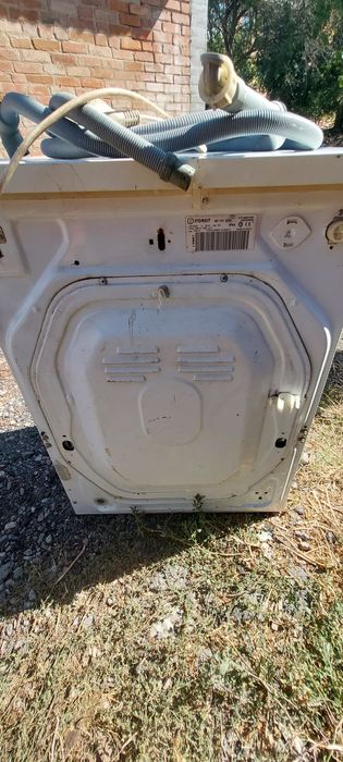 Пральна машина Indesit