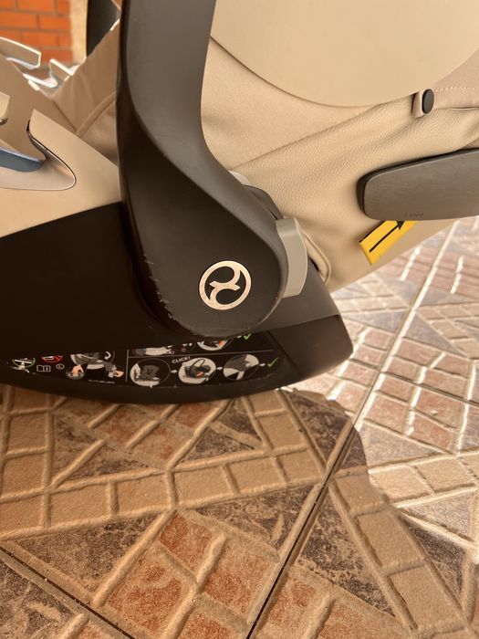 Ovo | Cybex Ferrari edição especial