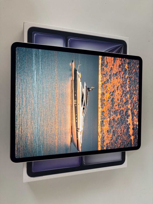 JAK NOWY iPad Air 13" M2 256GB wifi srebrny BATERIA 100%