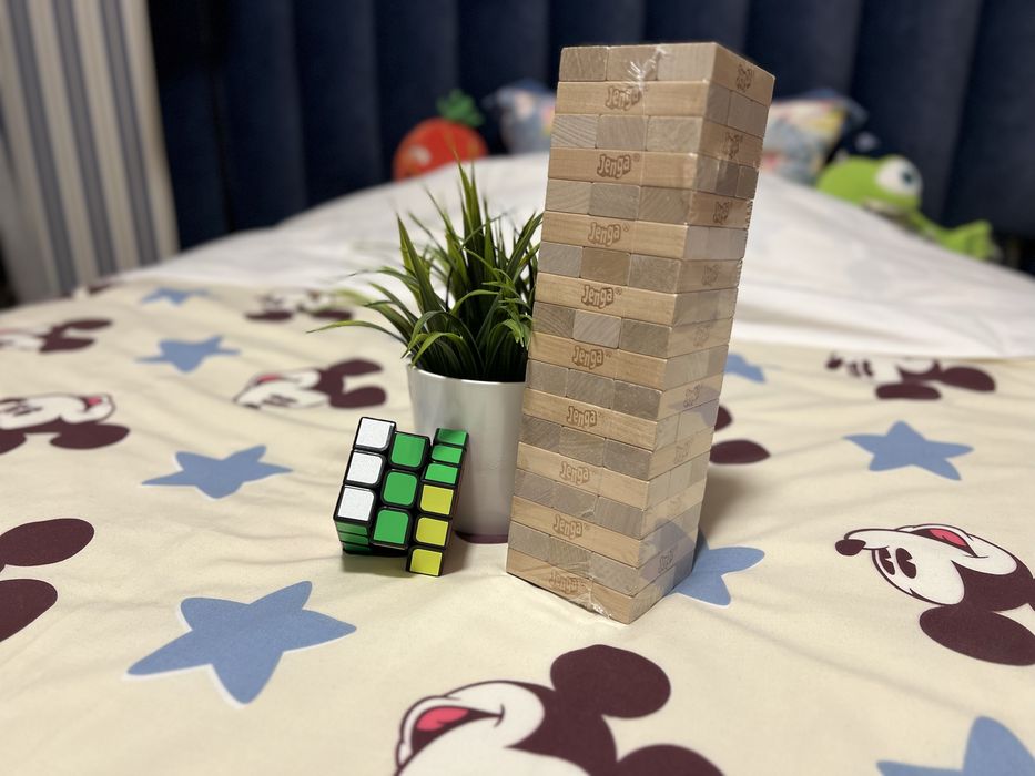 Jenga e Cubo Mágico
