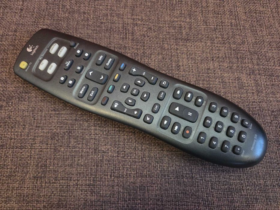 Pilot uniwersalny Logitech harmony 300