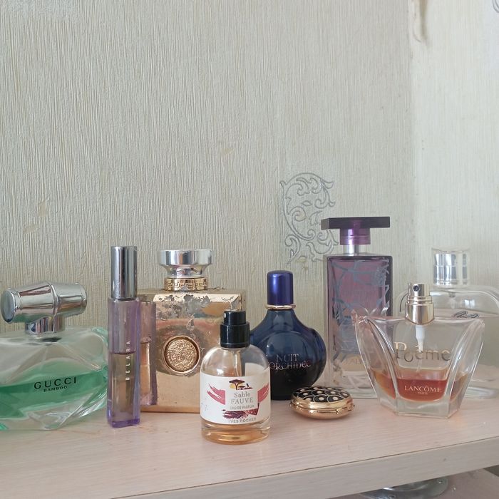 Парфуми Giorgio Armani Si,Estée Lauder, Yves Rocher, Carolina Herrera