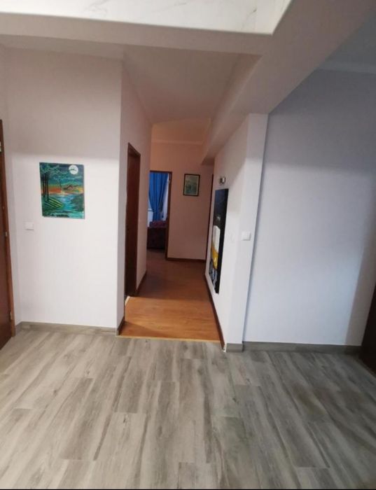 Arrenda-se quarto a estudantes e/ou professores